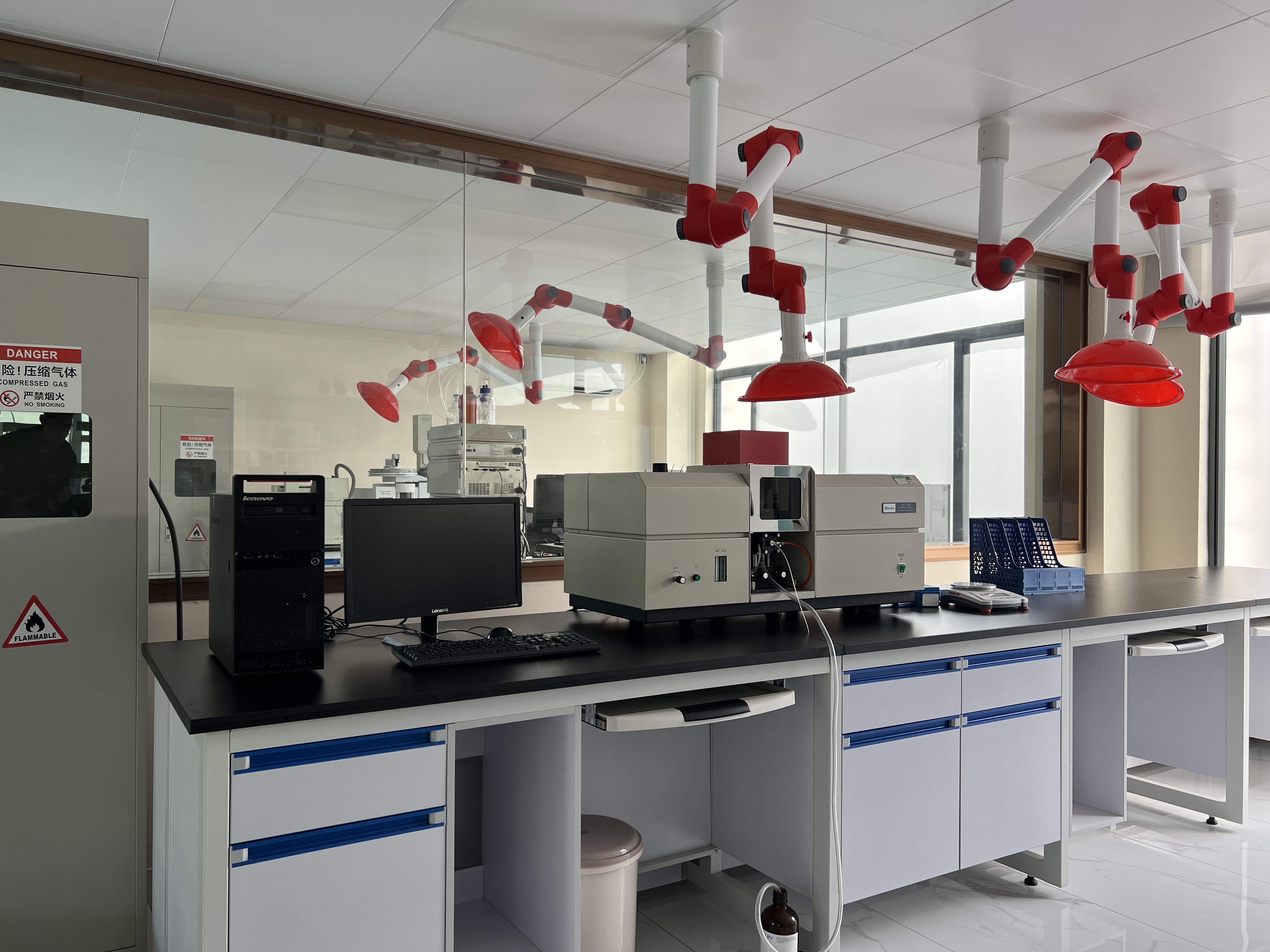 實(shí)驗(yàn)室3